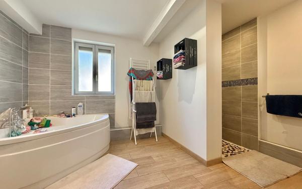 Maison à vendre    4 pièces •  Heuilley-sur-Saône