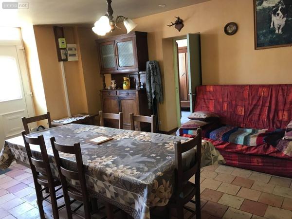 Maison de ville à vendre à Bonnétable dans la Sarthe (72110), ref : 079/1960