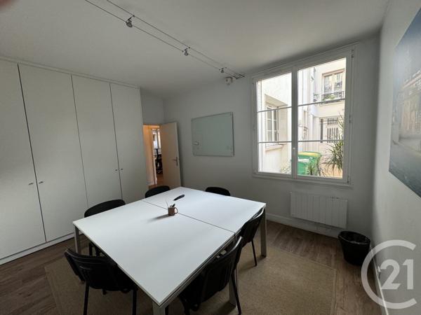 Appartement F3 à vendre  3 pièces - 68,12 m2 PARIS - 75009