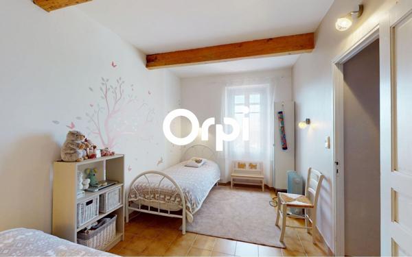 Maison à vendre    5 pièces • 142 m2 Carqueiranne