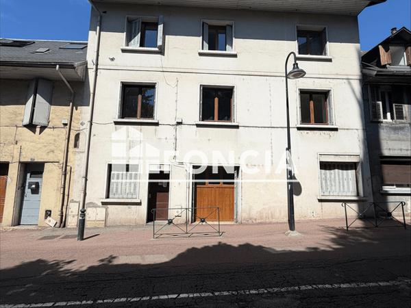Location Appartement 2 pièces 40 m² - 211 FAUBOURG RECLUS Chambery 73000