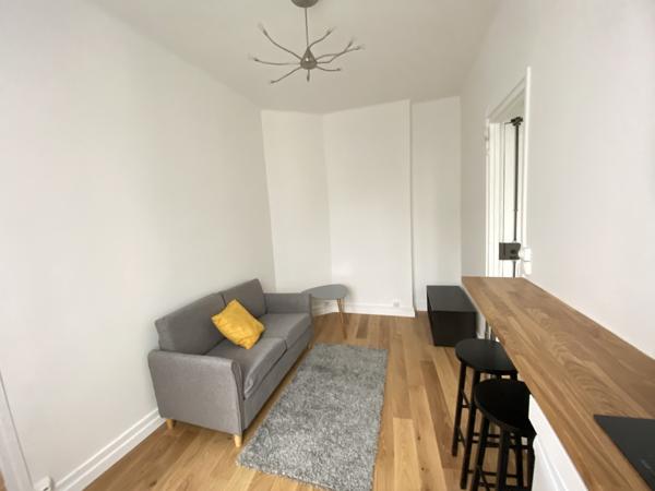 PARIS 15ème arrondissement Métros Convention/Plaisance