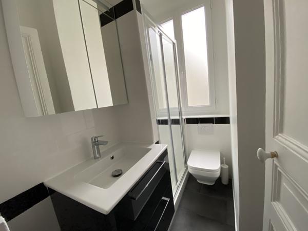 PARIS 15ème arrondissement Métros Convention/Plaisance