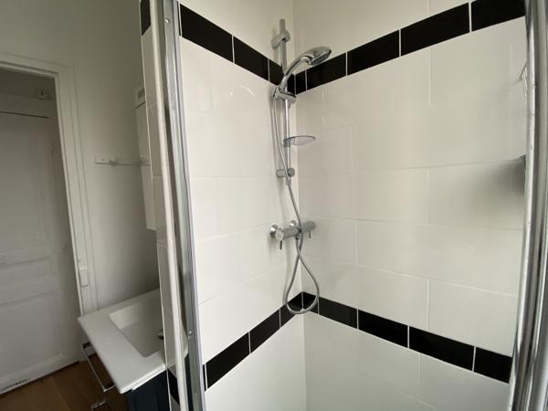 PARIS 15ème arrondissement Métros Convention/Plaisance