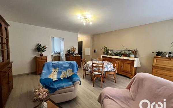 Appartement à vendre    3 pièces • 65 m2 Calais