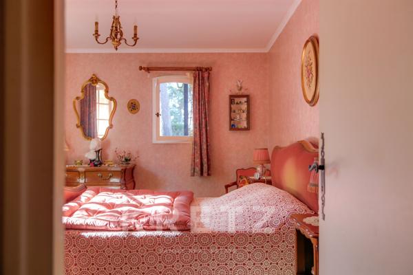 À 500 m du lac — Villa basco-landaise de caractère avec piscine