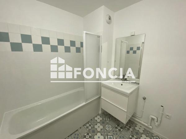 Location Appartement 2 pièces 47.09 m² - 8 RUE BEAULIEU Beauvais 60000