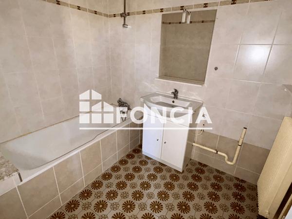 Location Appartement 2 pièces 35 m² - 35 BOULEVARD CHARLEMAGNE Nancy 54000