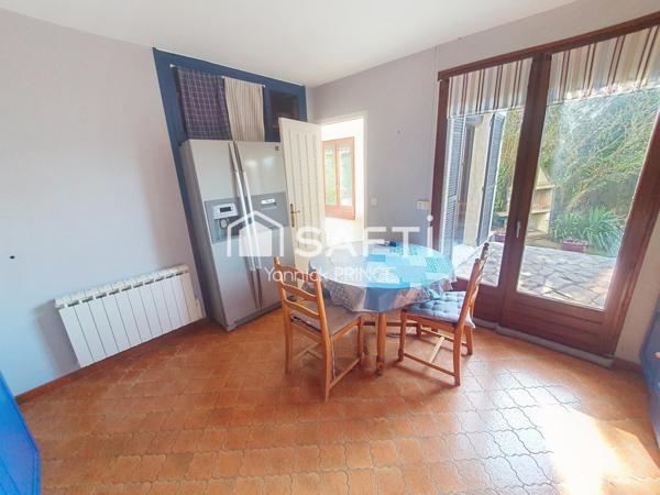 Spacieux pavillon 8pièces, 5chambres,sur sous sol!