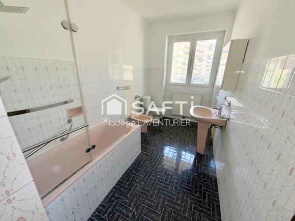 3 pièces 83 m²  au Loretto avec terrasses et parking