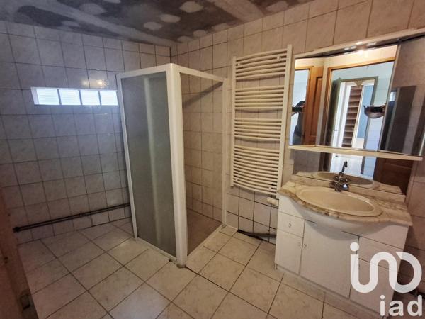 Maison à vendre 4 pièces 105 m² Charleval