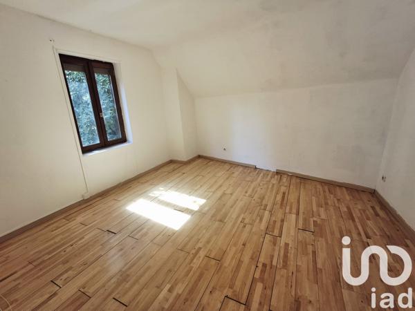 Maison à vendre 4 pièces 105 m² Charleval