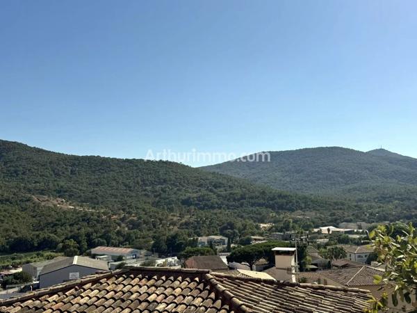 Vente                                                      Maison
                        
                     7 pièces                      200 m2                     à Sainte-Maxime