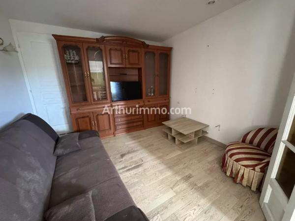 Vente                                                      Maison
                        
                     7 pièces                      200 m2                     à Sainte-Maxime