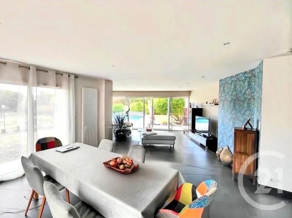 Maison à vendre  5 pièces - 202,07 m 2   TOURNEFEUILLE  - 31