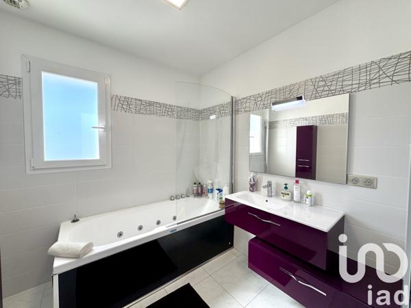 Maison à vendre 5 pièces 150 m² Villeneuve-lès-Maguelone