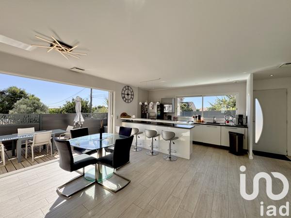 Maison à vendre 5 pièces 150 m² Villeneuve-lès-Maguelone
