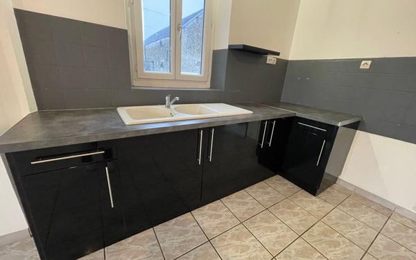 Maison à louer    3 pièces •  Jouy-sur-Morin