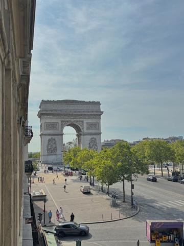 Vente Appartement de luxe Paris 17 4 Pièces 97.52 m²