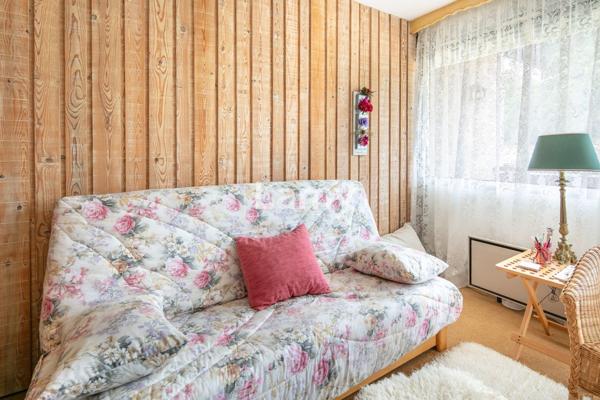 Parking + annexe + annexe + appartement