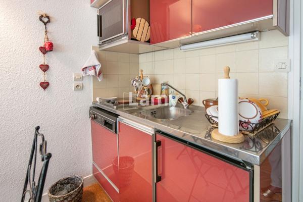 Parking + annexe + annexe + appartement