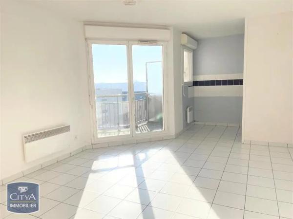 Appartement à louer 2 pièces 45.99m²