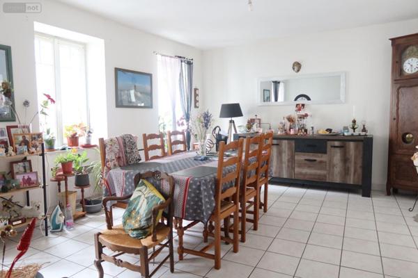 Appartement à vendre à Landivisiau dans le Finistère (29400), ref : 4090