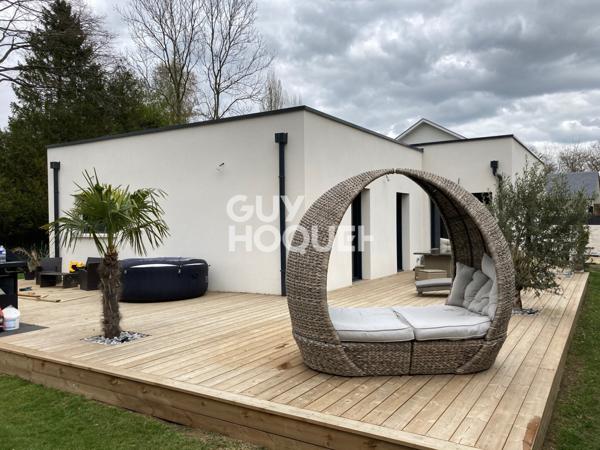 MAISON À VENDRE DE 7 PIÈCES DE 125,00 M²