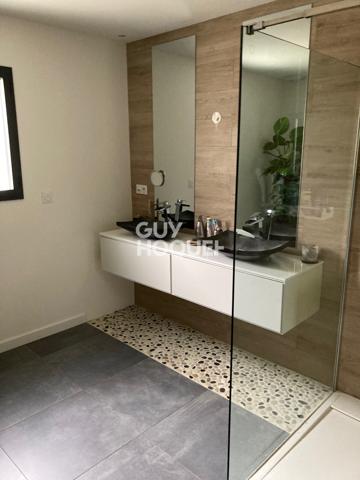 MAISON À VENDRE DE 7 PIÈCES DE 125,00 M²