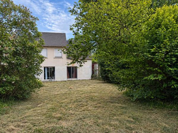Maison à LES ESSARTS LE ROI (78690)
