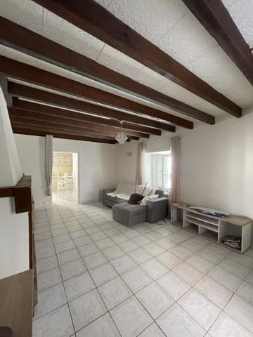 Maison de village de type 4 avec remise Villespy (11170)