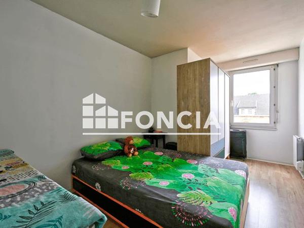 À vendre Appartement 2 pièces 53 m² - Mantes-la-ville 78711