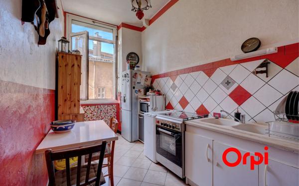 Appartement à vendre    3 pièces • 62 m2 Lyon 1
