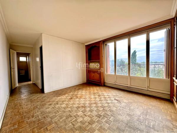 Épinay-sur-Seine- limite Enghien- Appartement 2/3P-50m2- Cave et Box