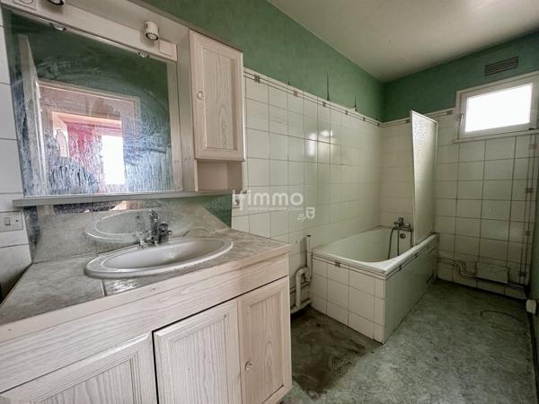 Épinay-sur-Seine- limite Enghien- Appartement 2/3P-50m2- Cave et Box