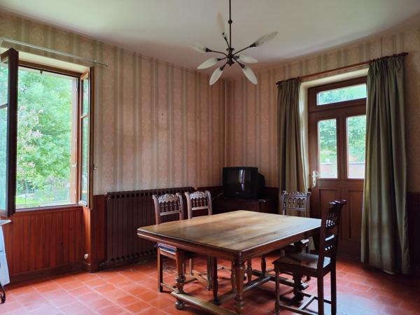 Maison - jardin - garage - dépendances