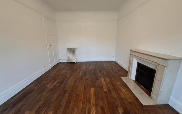 Appartement à louer    3 pièces • 96,13 m2 Compiègne