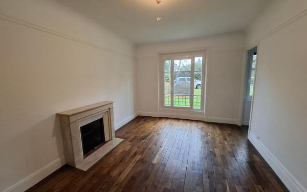 Appartement à louer    3 pièces • 96,13 m2 Compiègne