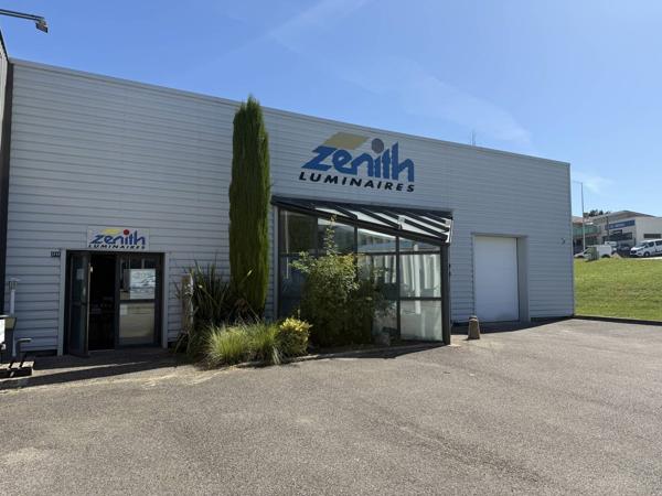 Local commercial de 184.52m² sur la commune de Davézieux