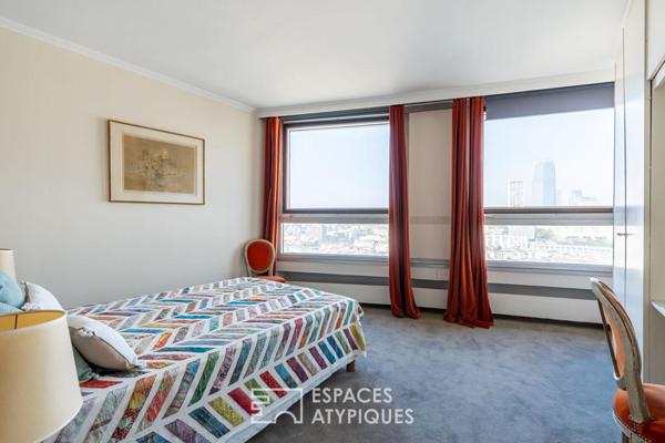 Étage élevé à raviver avec loggia et vue imprenable