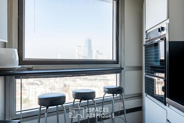 Étage élevé à raviver avec loggia et vue imprenable