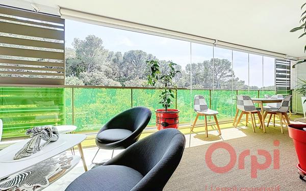 Appartement à vendre    3 pièces • 75,50 m2 Saint-Raphaël