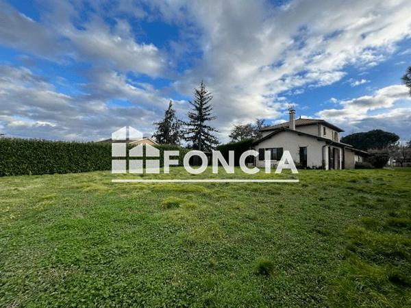 Location Maison 5 pièces 116.6 m² - 9 CHEMIN DES PIERRES PLANTEES Charbonnieres-les-bains 69260