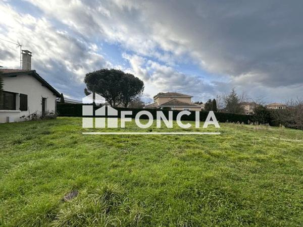 Location Maison 5 pièces 116.6 m² - 9 CHEMIN DES PIERRES PLANTEES Charbonnieres-les-bains 69260