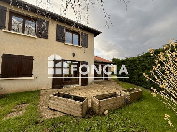 Location Maison 5 pièces 116.6 m² - 9 CHEMIN DES PIERRES PLANTEES Charbonnieres-les-bains 69260