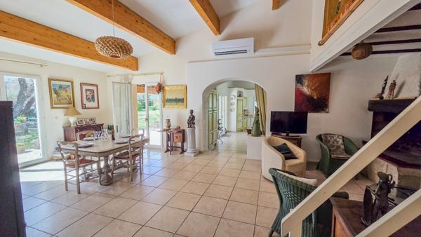 Rians (83560) Villa T5