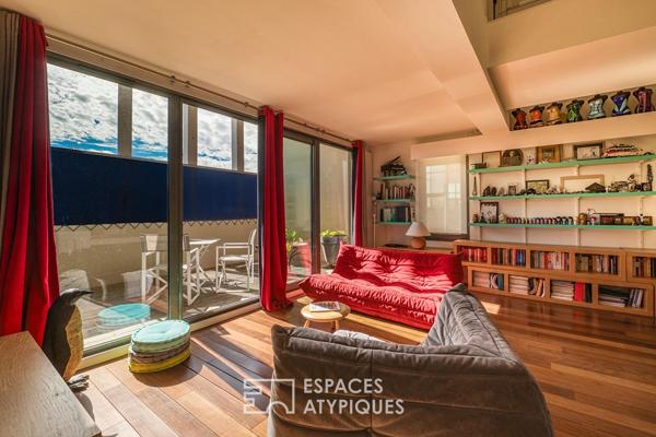Loft duplex avec loggia et jardin, dans un ancien batiment portuaire