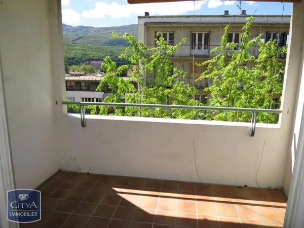 Appartement à louer 4 pièces 80.96m²