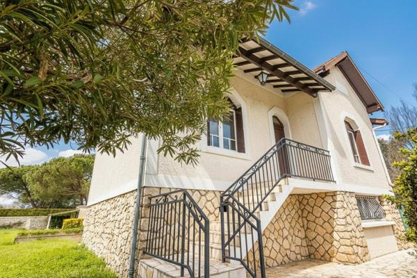 Maison Libourne - 3 chambres - terrain 700m² - dépendance