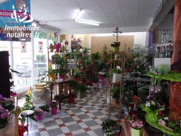 UNE MAISON A USAGE D'HABITATION